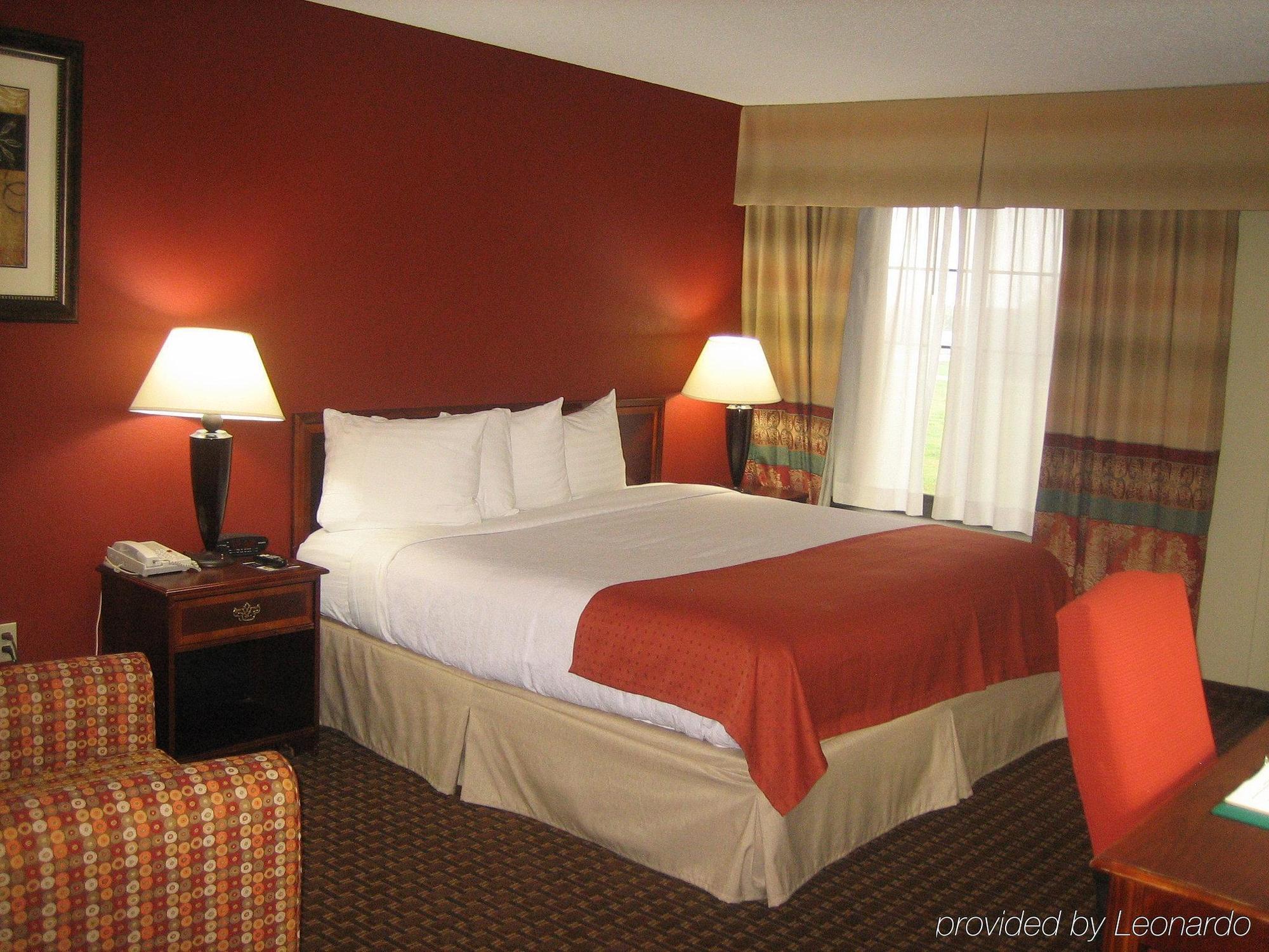 Holiday Inn Hotel & Suites Owatonna ห้อง รูปภาพ